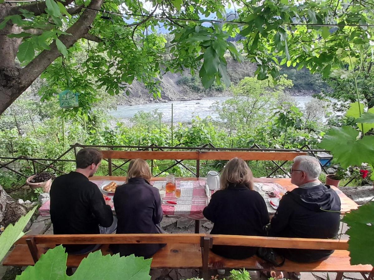 Honey-House “Kastrioti” Lägenhet Përmet Exteriör bild